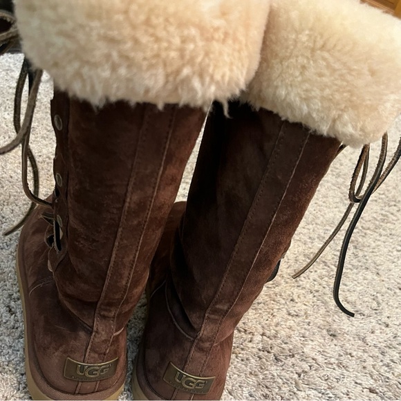 UGG Australia Upside Lace Up Shearling Boots Suede Sheepskin Boots Size 9 - Picture 6 of 12